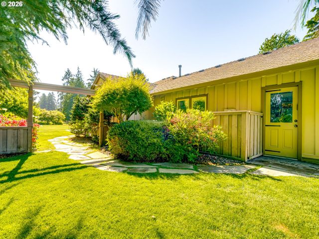 31860 Sw PEACH COVE Rd, West Linn, OR 97068