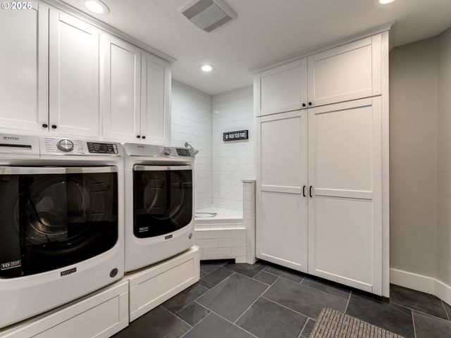 31860 Sw PEACH COVE Rd, West Linn, OR 97068