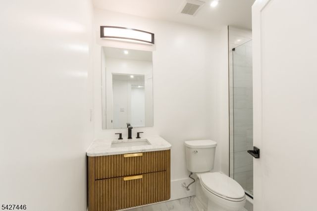 517 Park St, Montclair Twp., NJ 07043