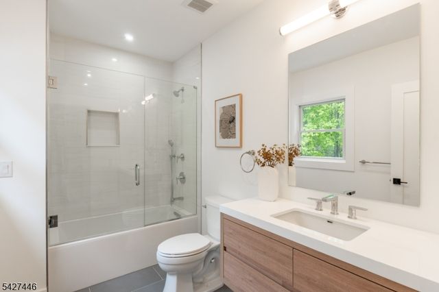 517 Park St, Montclair Twp., NJ 07043