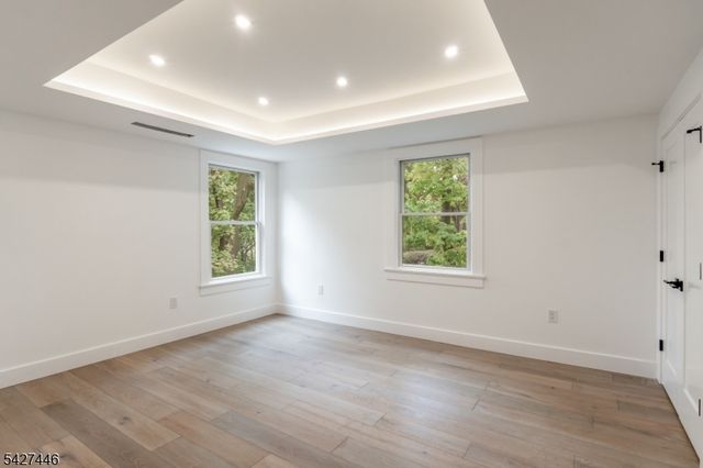 517 Park St, Montclair Twp., NJ 07043