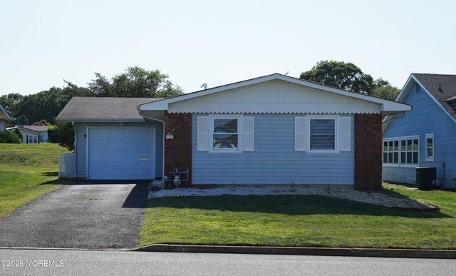 46 Watkins Road, Brick, NJ 08724