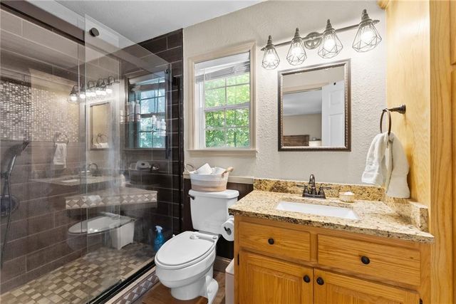 18 Chickasaw Trail, Cleveland, GA 30528