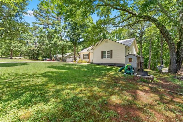 18 Chickasaw Trail, Cleveland, GA 30528