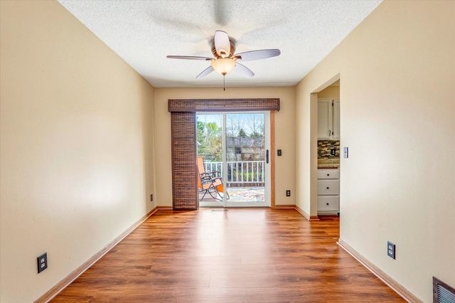 840 County Road D East, Little Canada, MN 55109