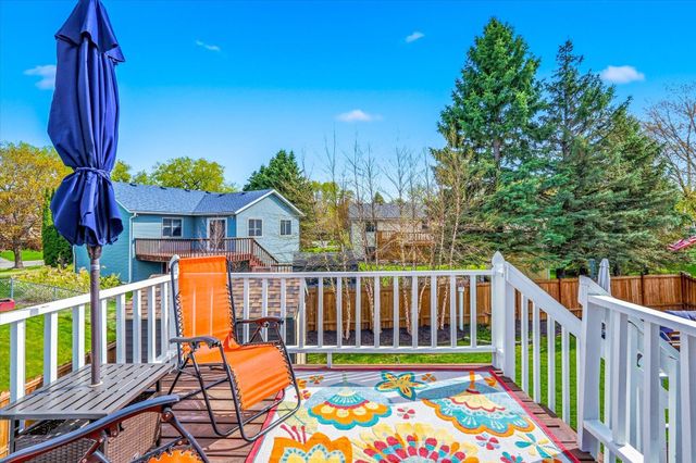 840 County Road D East, Little Canada, MN 55109