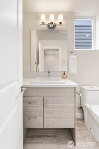 9239 A 16th Avenue SW, Seattle, WA 98106