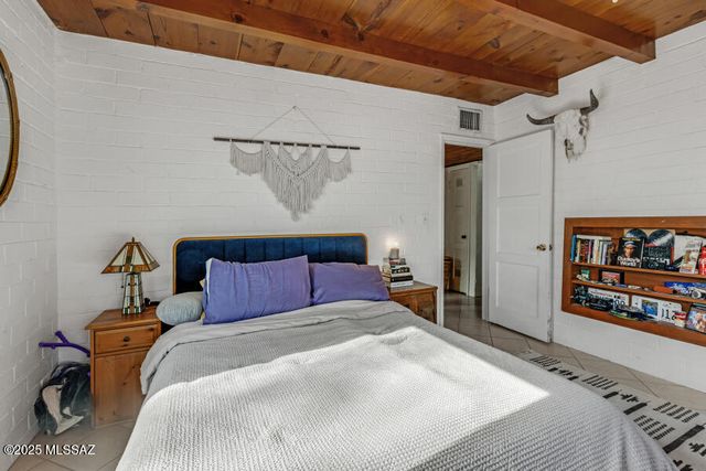 2723 N Richey Boulevard, Tucson, AZ 85716