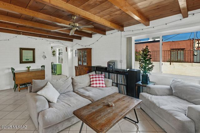 2723 N Richey Boulevard, Tucson, AZ 85716