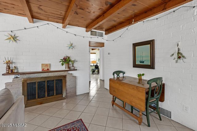 2723 N Richey Boulevard, Tucson, AZ 85716