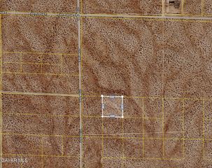 E Ave E4/East Of 210th St, Lancaster, CA 93535