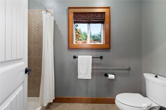7106 71st Avenue NW, Gig Harbor, WA 98335