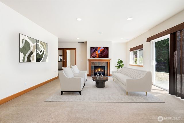 7106 71st Avenue NW, Gig Harbor, WA 98335