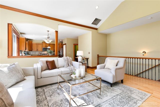 7106 71st Avenue NW, Gig Harbor, WA 98335