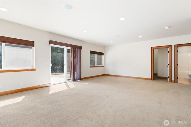 7106 71st Avenue NW, Gig Harbor, WA 98335