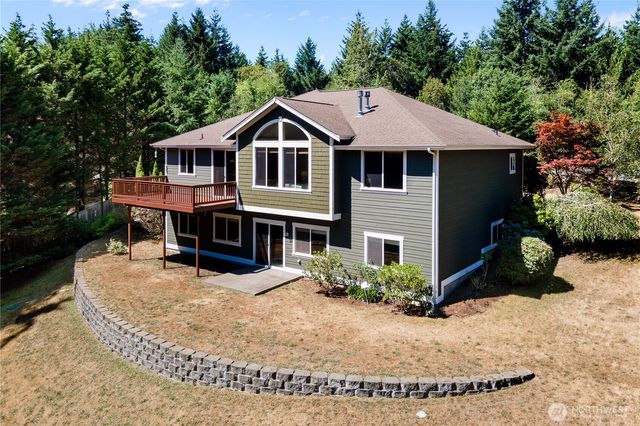 7106 71st Avenue NW, Gig Harbor, WA 98335