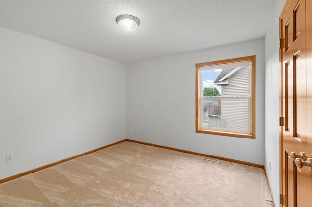 16993 66th Avenue N, Maple Grove, MN 55311