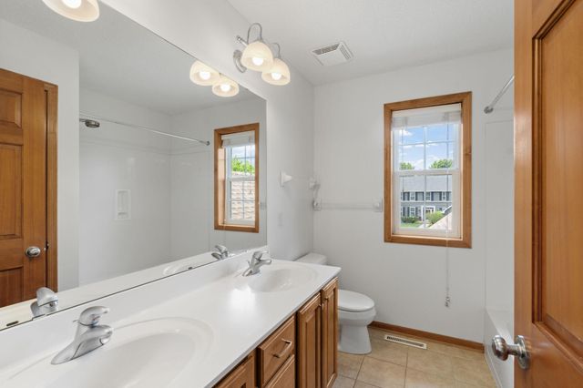 16993 66th Avenue N, Maple Grove, MN 55311