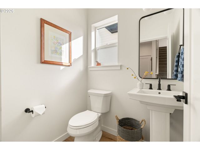 5793 Se RAMONA St, Portland, OR 97206