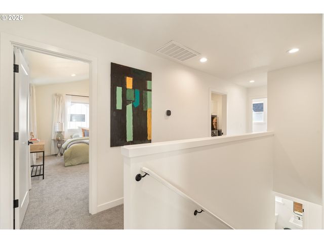 5793 Se RAMONA St, Portland, OR 97206