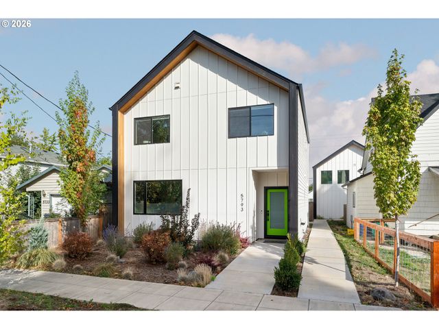 5793 Se RAMONA St, Portland, OR 97206