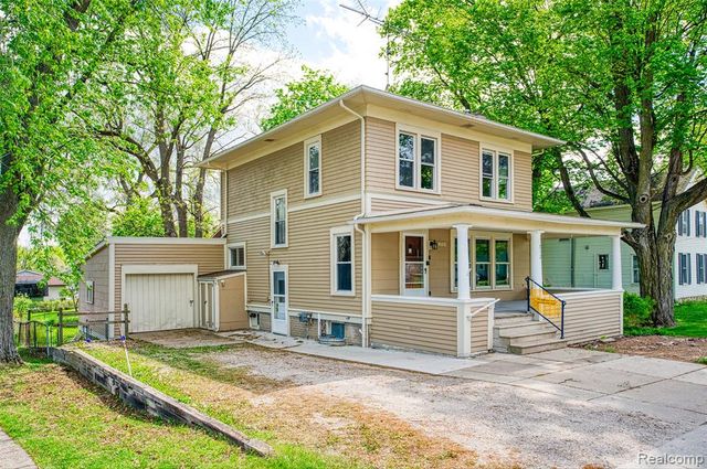 712 E Grand River Avenue, Fowlerville, MI 48836