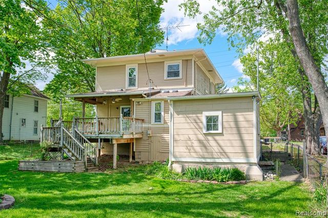712 E Grand River Avenue, Fowlerville, MI 48836