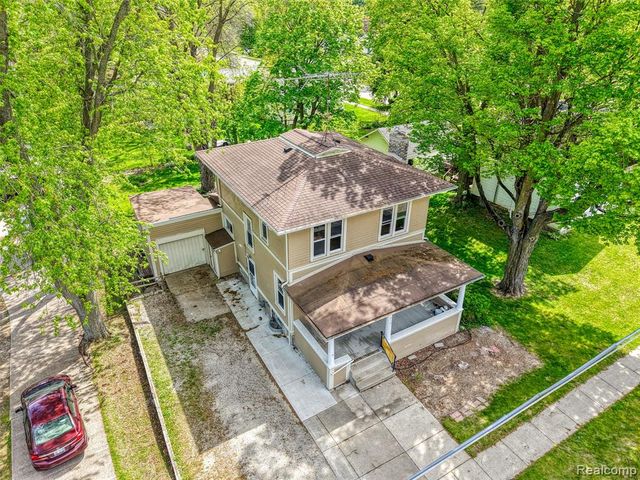 712 E Grand River Avenue, Fowlerville, MI 48836