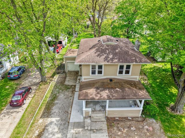 712 E Grand River Avenue, Fowlerville, MI 48836