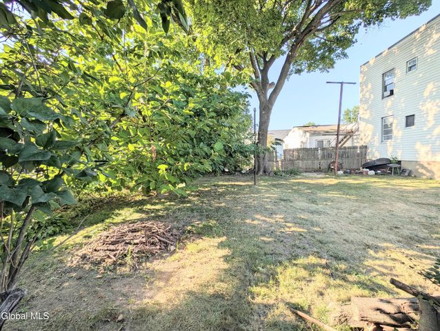227 2nd Avenue, Albany, NY 12209