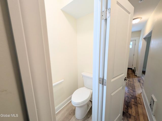 227 2nd Avenue, Albany, NY 12209