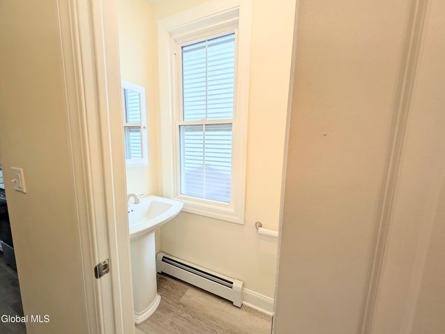 227 2nd Avenue, Albany, NY 12209