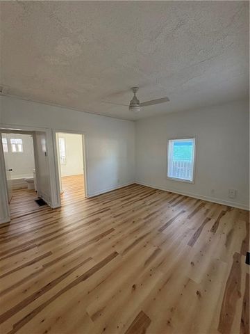 3007 W 44TH Avenue, Kansas City, KS 66103