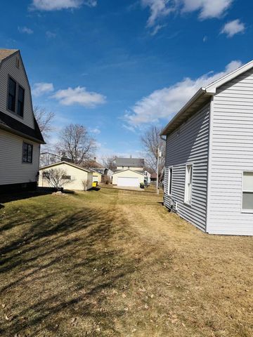 305 W Foster STREET, Tomah, WI 54660
