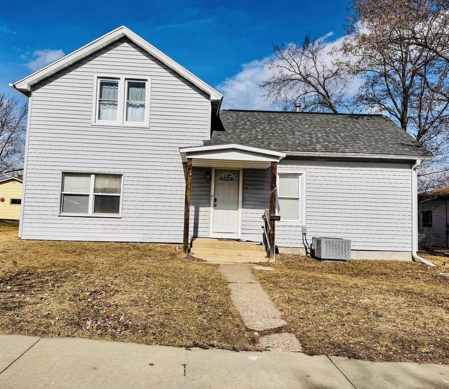 305 W Foster STREET, Tomah, WI 54660