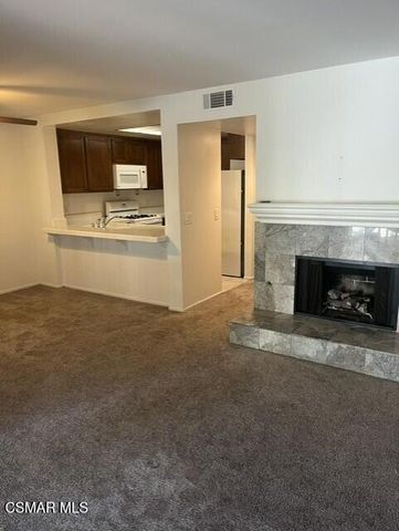 1119 Via Montoya 20, Camarillo, CA 93010