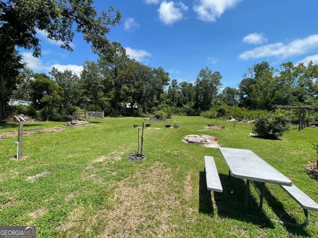 57 E Dogwood Drive, Jacksonville, GA 31544