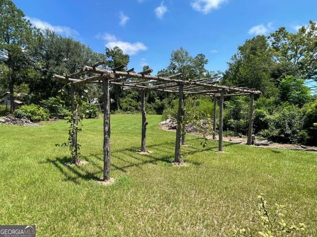 57 E Dogwood Drive, Jacksonville, GA 31544