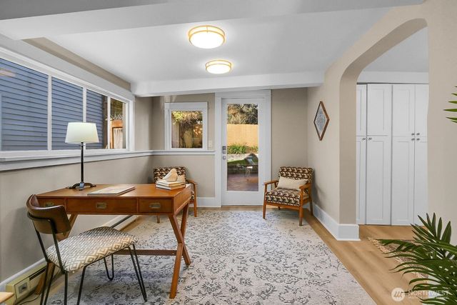 2850 NW 65th Street, Seattle, WA 98117