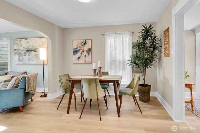 2850 NW 65th Street, Seattle, WA 98117