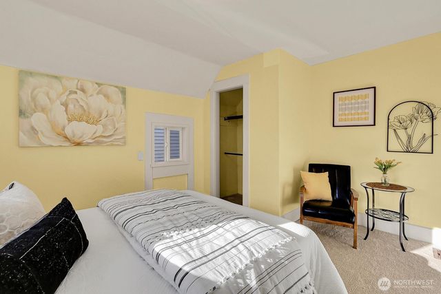 2850 NW 65th Street, Seattle, WA 98117