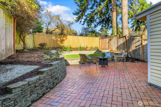 2850 NW 65th Street, Seattle, WA 98117