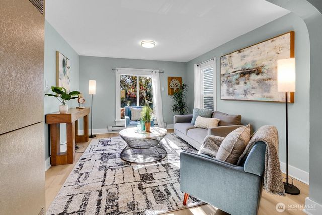 2850 NW 65th Street, Seattle, WA 98117