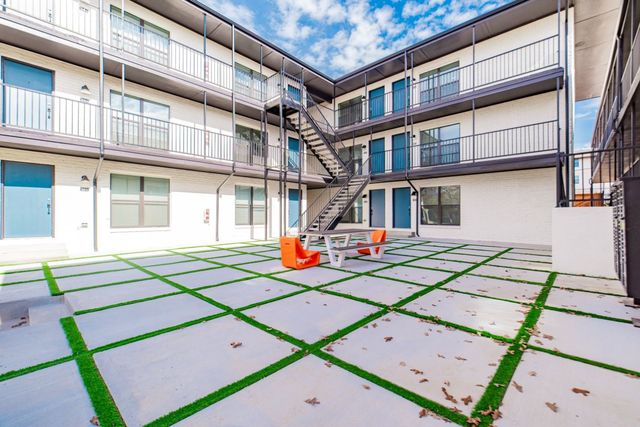 606 N Marsalis Avenue 210, Dallas, TX 75203