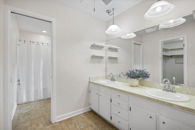 2320 Grangeway Rd, Marshall, TX 75672