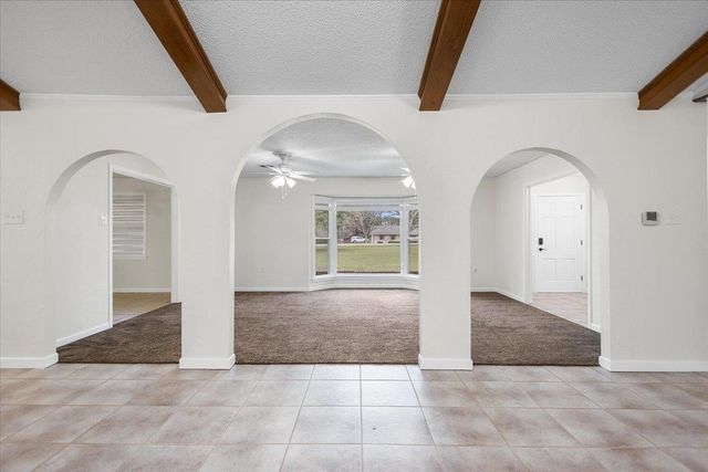 2320 Grangeway Rd, Marshall, TX 75672