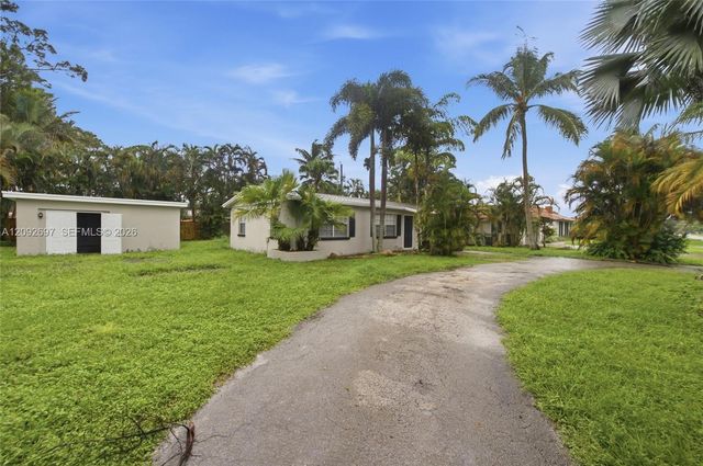 49 W Mango Road, Lake Worth, FL 33467