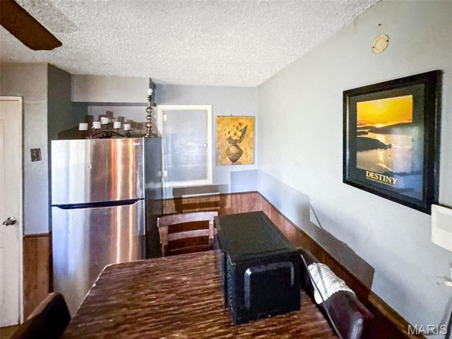 1129 Walker Avenue, St Louis, MO 63138