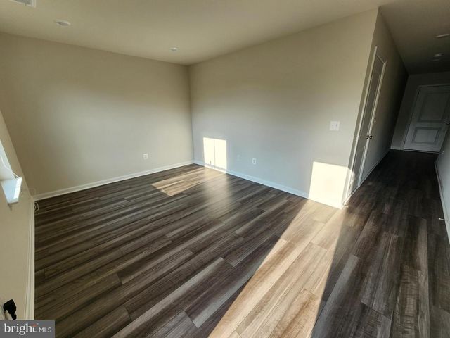 114 MILBURN DR, Martinsburg, WV 25403