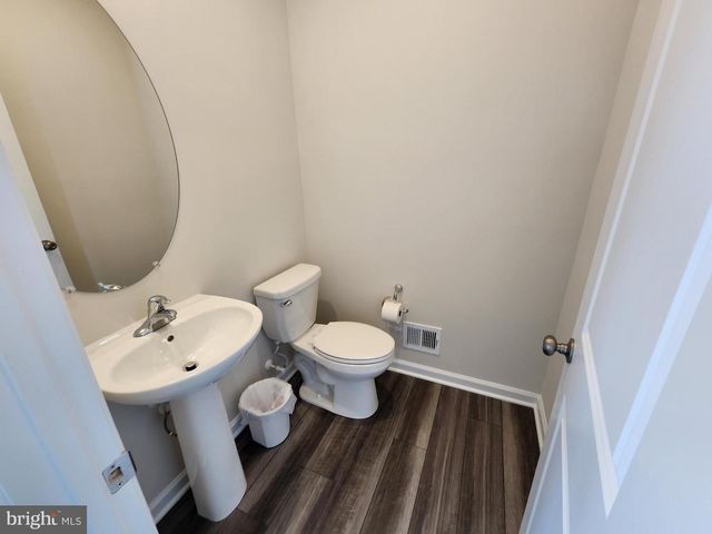 114 MILBURN DR, Martinsburg, WV 25403
